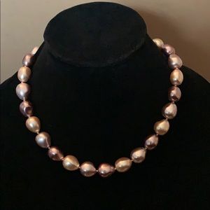 Magnetic closure necklace